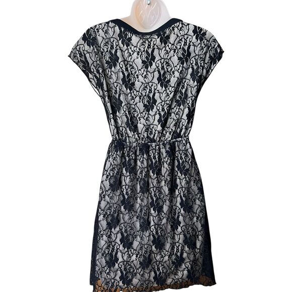 Kimchi Blue Fit and Flare Black Lace Dress Sz XS Whimsigoth Dark Academia Twee - Picture 9 of 11
